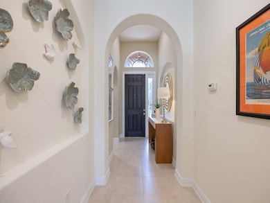 Decor Glass Entry Way