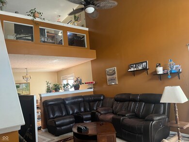 583 Scotch Pine Dr, Greenwood, IN 46143 - photo 5