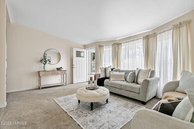 Hyde_250912_MaplewayRd_Gleed_14 - Copy