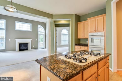 9093 Furey Rd, Lorton, VA 22079 - photo 5