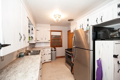 3423 Badger Ave (14 of 27)