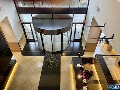 Briarcliff unit 22K, Cliffside Park, NJ 07010 - photo 3