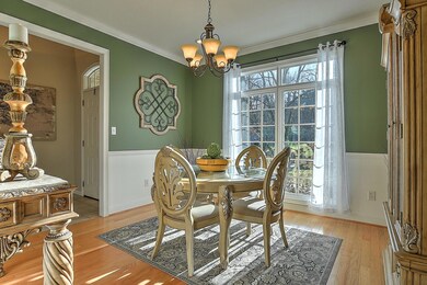 731 Fox Meadow Ln-15