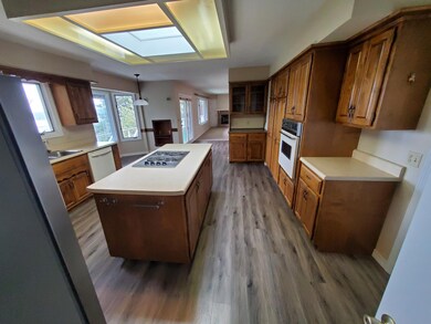 28 Skyline Dr, Kimberling City, MO 65686 - photo 2