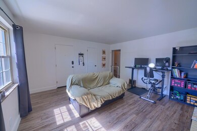 1084 Sells Ave #J (17)