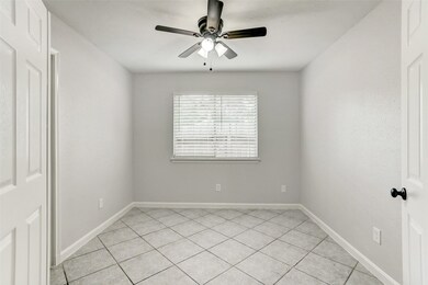 16102 Springbank Dr, Houston, TX 77095 - photo 5