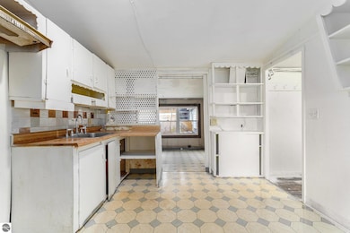 3871 Brook Dr, Traverse City, MI 49684 - photo 6