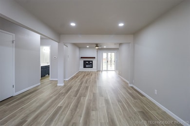 1628 S 5th St, Broken Arrow, OK 74012 - photo 4