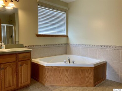 328 Valleybrook Cir, Howard, OH 43028 - photo 7