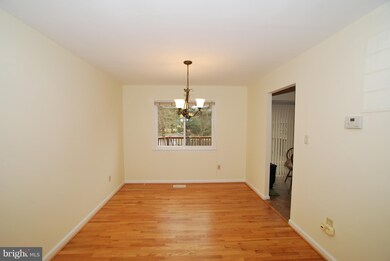 14916 Pomquay Ct, Gaithersburg, MD 20878 - photo 4