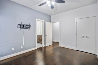First bedroom on the main level – ideal for guests