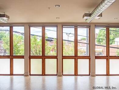 423 Madison Ave unit 2, Albany, NY 12210 - photo 5