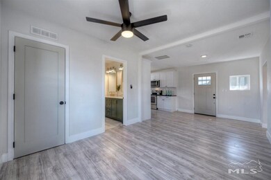 414 1/2 13th St, Sparks, NV 89431 - photo 5