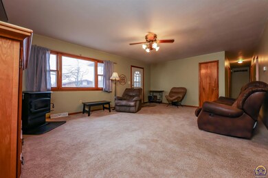 304 E James St, Mayetta, KS 66509 - photo 5