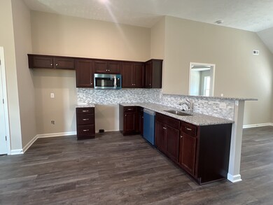 117 Timber Cir, Manchester, TN 37355 - photo 2