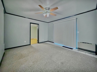 12 Holmes St, Nashua, NH 03060 - photo 2