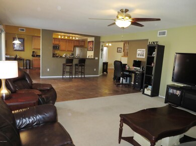 EYNON & ORANGEWOOD 082