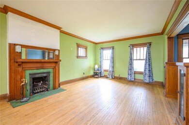 3718 4th St, Des Moines, IA 50313 - photo 6