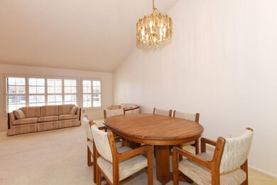 FORMAL DINING AREA