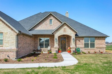 216 Buena Vista Dr, Godley, TX 76044 - photo 7