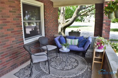 627 W 1st St, Woodville, OH 43469 - photo 4