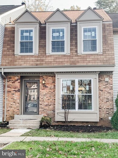 8529 Bauer Dr, Springfield, VA 22152 - photo 3