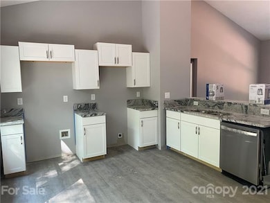 119 Brown St unit 17, Clover, SC 29710 - photo 5