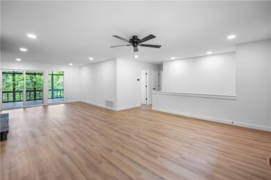 10 Gwaltney Cir, Bella Vista, AR 72715 - photo 4