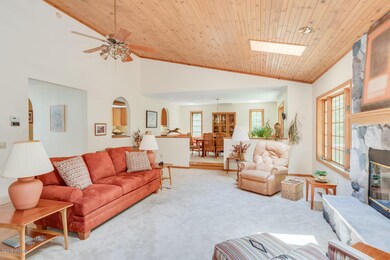 199 Laguna Circle-4