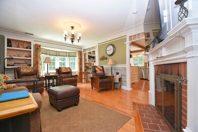 109 W Main St, Merrimac, MA 01860 - photo 2