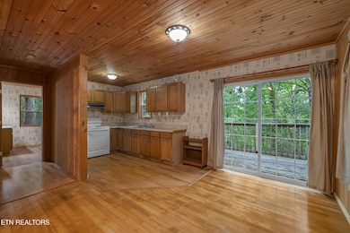 3602 Locust Ridge Rd, Sevierville, TN 37876 - photo 7