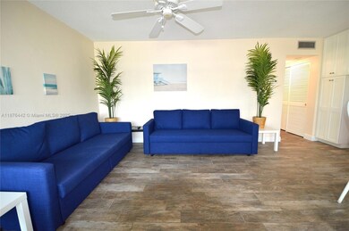 1451 N 12th Ct unit 8B, Hollywood, FL 33019 - photo 5