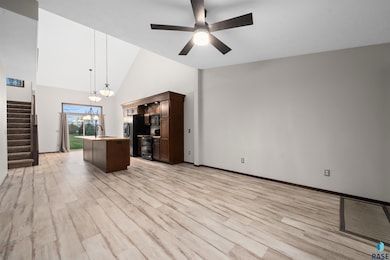 2904 E Indigo Place, Sioux Falls, SD 57108 - photo 7