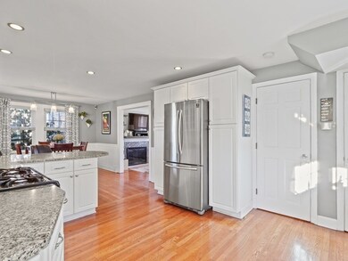 45 Virginia Rd, Quincy, MA 02169 - photo 6