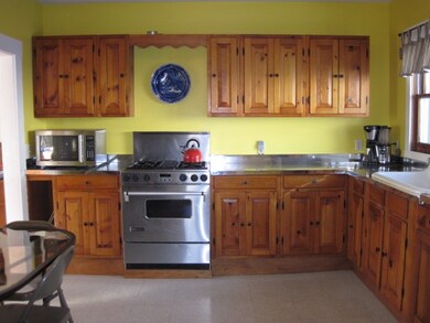 404 N Main St, Hardwick, VT 05843 - photo 5