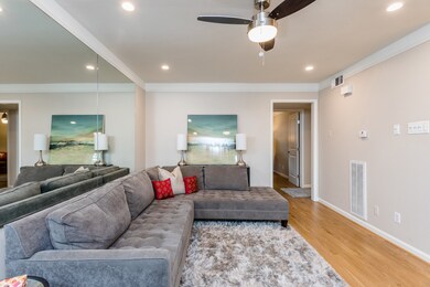 3940 W Alabama St unit 8, Houston, TX 77027 - photo 5