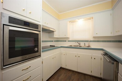 1105 Bluebonnet Cir, Ennis, TX 75119 - photo 4