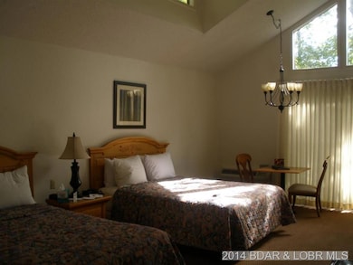 Master Suite  LIGHT