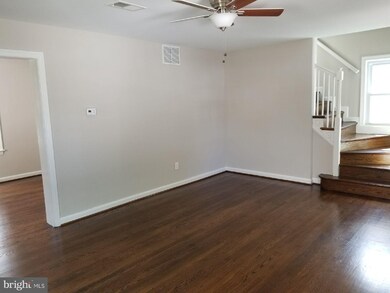 704 Larchmont Ave, Capitol Heights, MD 20743 - photo 2