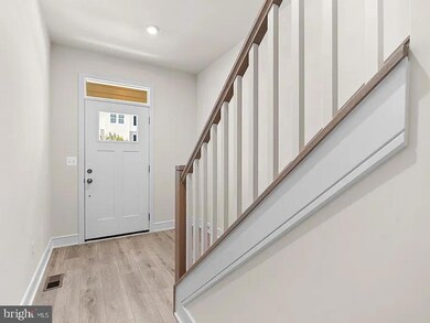 121 Leather Flower Dr, Lake Frederick, VA 22630 - photo 6