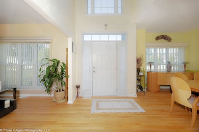 1705 Seward St, Roselle, IL 60172 - photo 2