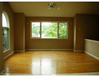 5 Woodcrest Ct, Cranston, RI 02921 - photo 4