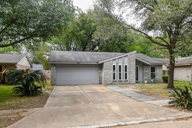 7627 Woodland Dr W, Houston, TX 77040 - photo 2