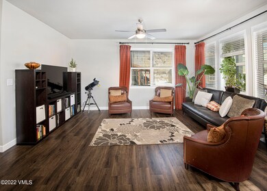 132-BrookTroutLoop-MLS_03