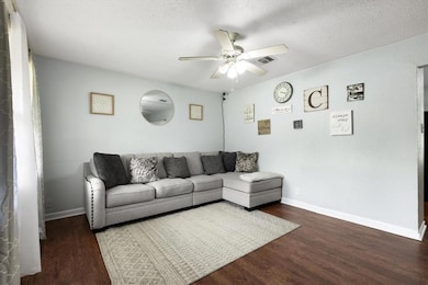 2608 Woodlawn Dr, Ennis, TX 75119 - photo 5