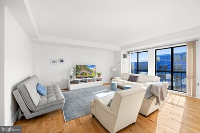 3251 Prospect St NW unit 413, Washington, DC 20007 - photo 3