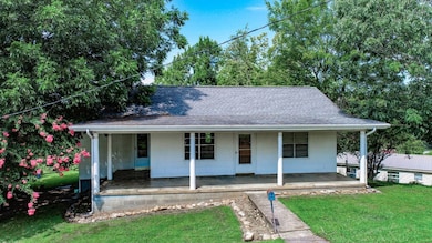 141 Hiola St, Newport, TN 37821 - photo 3