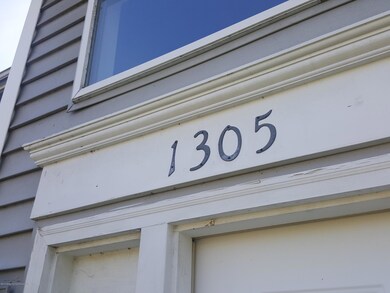 Welcome to 1305 Coolidge