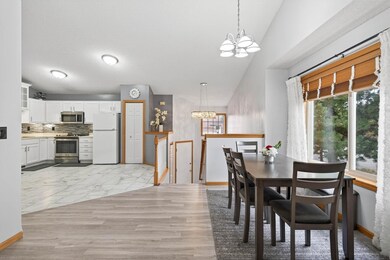 8827 Coffman Path, Inver Grove Heights, MN 55076 - photo 6