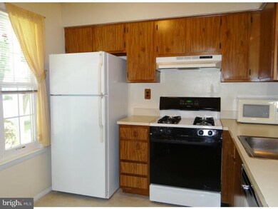 235 Boothby Ct unit 235, Sewell, NJ 08080 - photo 6